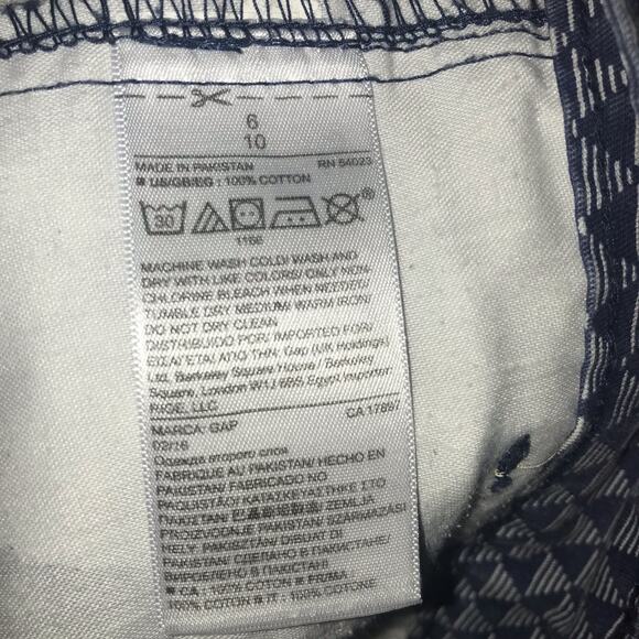 GAP Summer Shorts Women's 6 RN# 54023 - Picture 4 of 9